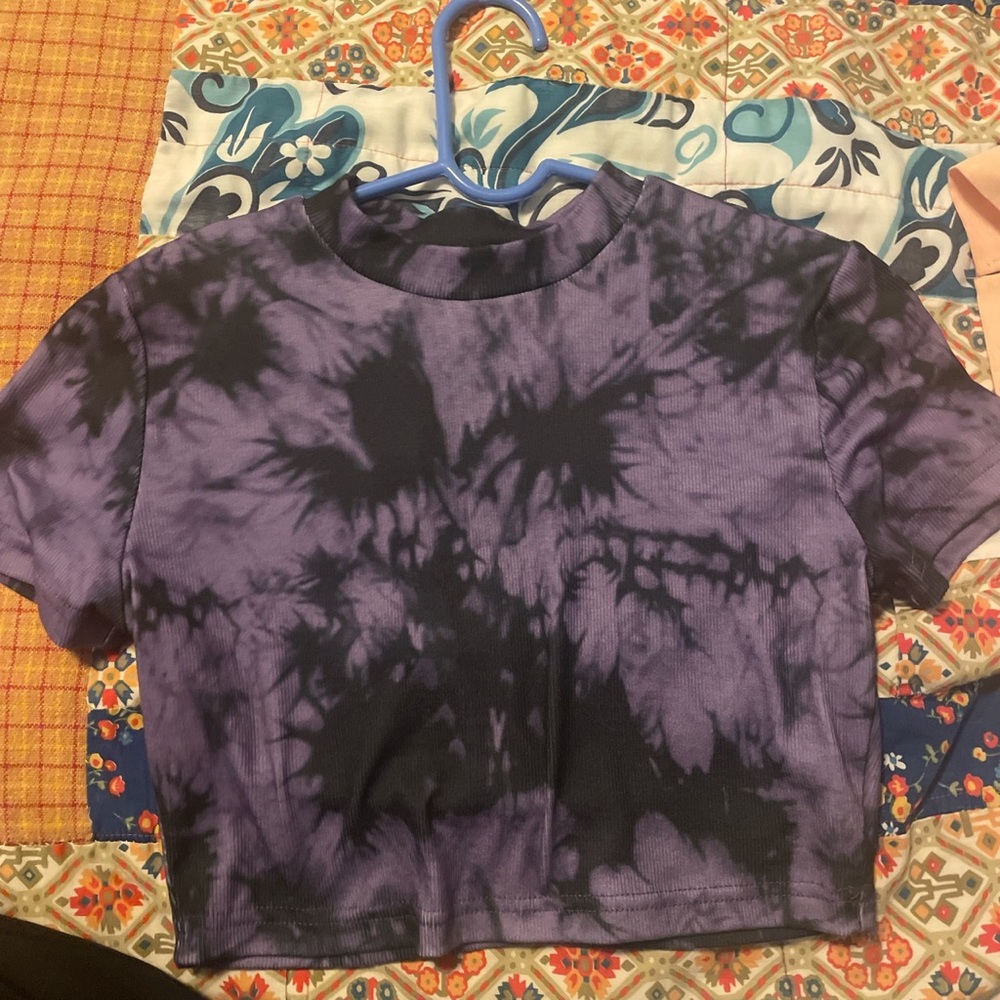 Black and purple tie dye crop top